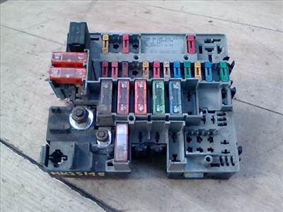 CITROEN XSARA 97.11-00.10 Biztosítéktábla BCM BSI BSM SAM GEM modul Utastér