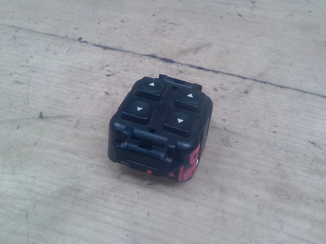 FIAT TIPO Bal első ablakemelő kapcsoló 1. kép