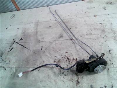 MAZDA 323F 98-04 Bal hátsó ajtó zárszerkezet mechanikus