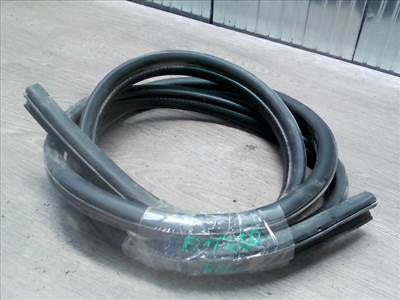 MAZDA Tribute 2001.01.01-2007.12.31 Jobb hátsó ajtó kéder gumi