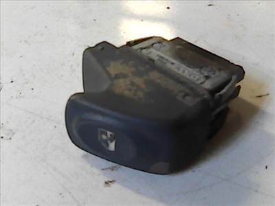 RENAULT TWINGO 93-98 Ablakemelő kapcsoló pozíció független