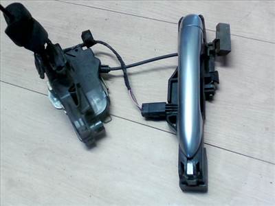 RENAULT VEL SATIS 02-09 Jobb első ajtó zárszerkezet központizáras