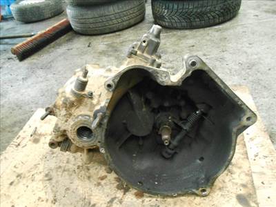 SUZUKI SWIFT 96-05 Sebességváltó. benzines manuális