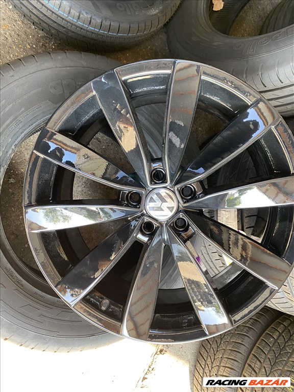 Volkswagen "LUGANO" Black Edition gyári 8X19-es 5X112-es ET41-es könnyűfém felni 2. kép