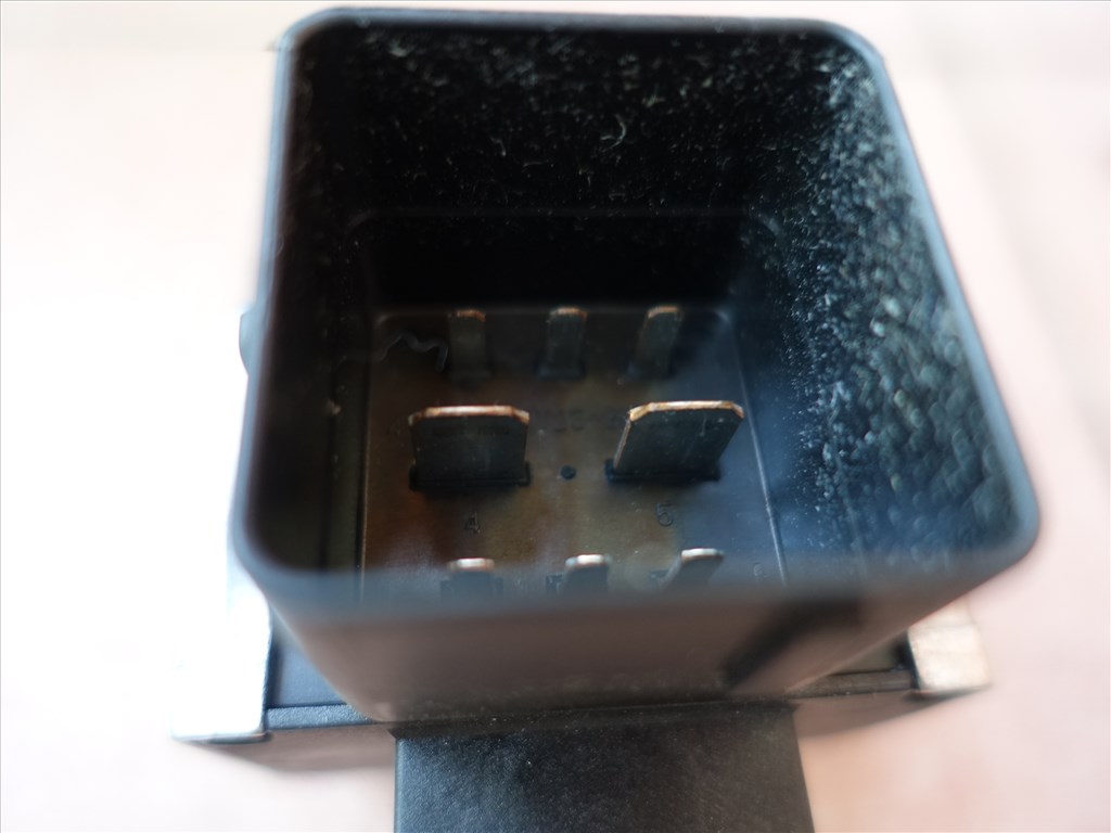 Renault Clio 3 Scenic Ízzítórelé NAGARES ÚJ Gyári 110678071r 3. kép