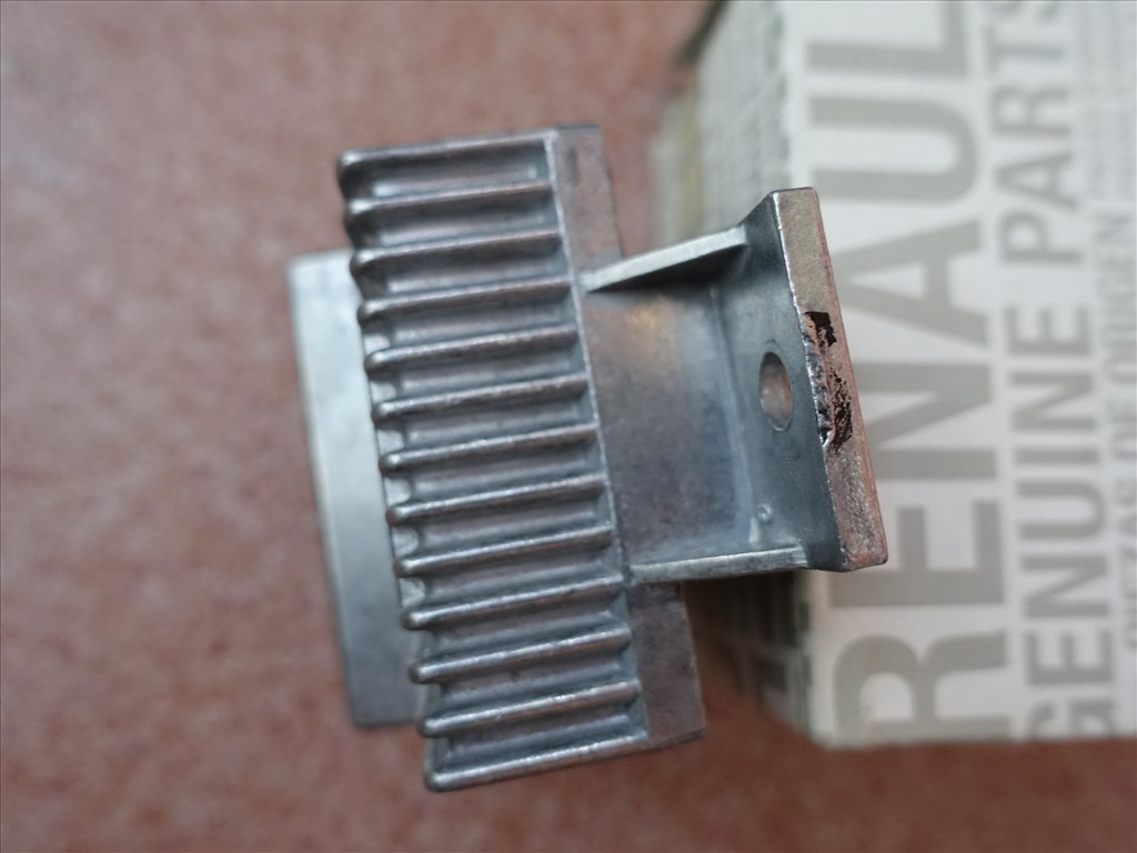 Renault Clio 3 Scenic Ízzítórelé NAGARES ÚJ Gyári 110678071r 6. kép