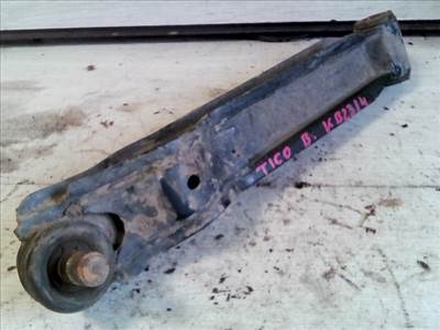 DAEWOO TICO Bal első lengőkar