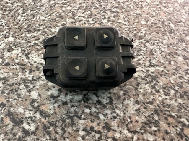 FIAT TIPO Bal első ablakemelő kapcsoló 1. kép