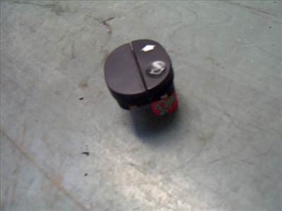 FORD FUSION 02-05 Jobb első ablakemelő kapcsoló