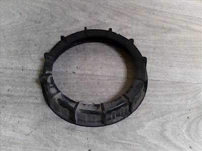 FORD MONDEO 01-07 Üzemanyag szivattyú befogató műanyag anya