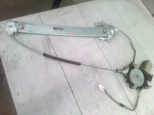 MAZDA MPV 99-05 Jobb hátsó ablakemelő szerkezet elektromos 1. kép