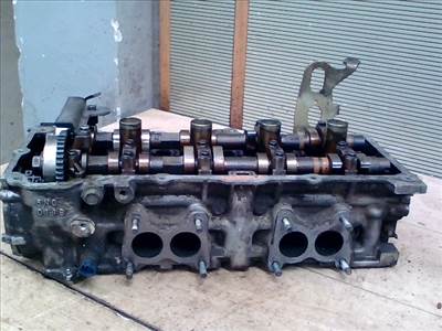 NISSAN ALMERA 00-03 Hengerfej. benzines