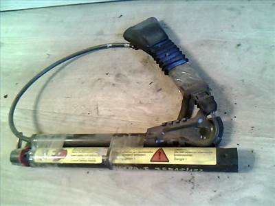 OPEL ASTRA F 91-94 Biztonsági öv csat jobb első