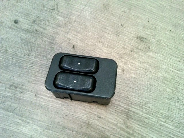 OPEL ASTRA G 97-04 Bal első ablakemelő kapcsoló 1. kép
