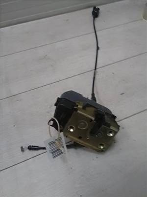 RENAULT GRAND ESPACE 02.11.01-06.02.28 Bal hátsó ajtó zárszerkezet központi záras