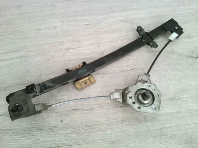 SUZUKI SWIFT 89-96 Bal hátsó ablakemelő szerkezet mechanikus 1. kép