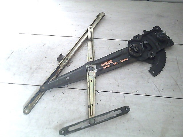 SUZUKI SWIFT 89-96 Jobb hátsó ablakemelő szerkezet mechanikus 1. kép