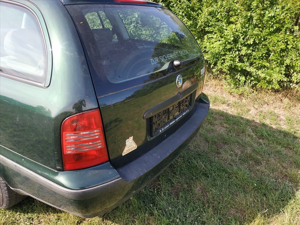 Skoda Octavia I bontott alkatrészei 2. kép