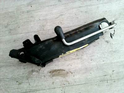 KIA PRIDE Autóemelő