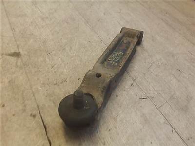 MARUTI 800 Bal első alsó lengőkar