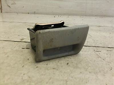 MAZDA DEMIO 98.08-00.05 Hamutartó