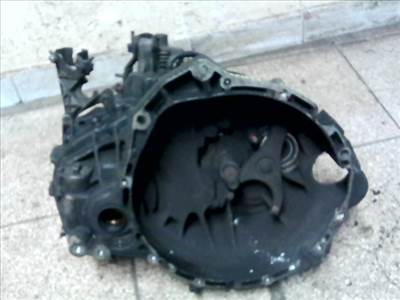 NISSAN PRIMERA P12 2001-2007 Sebességváltó, dízel manuális