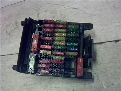 OPEL OMEGA B Biztosítéktábla BCM BSI BSM SAM GEM modul Utastér