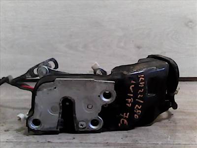 SUZUKI SWIFT 89-96 Jobb első ajtó zárszerkezet központizáras