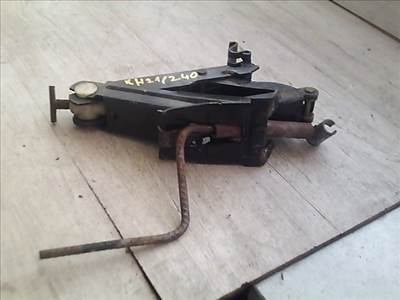 VOLKSWAGEN GOLF III. Autóemelő