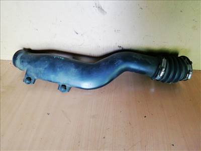 Fiat Freemont 2011-2015 levegőcső légszűrőházból a turbóba K04627073AE