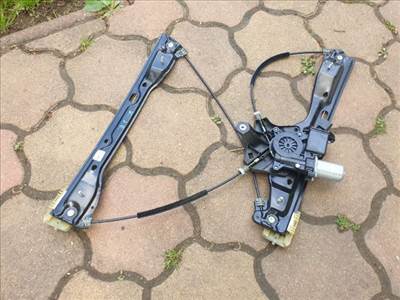 Opel Astra K Jobb első ablakemelő  13406674