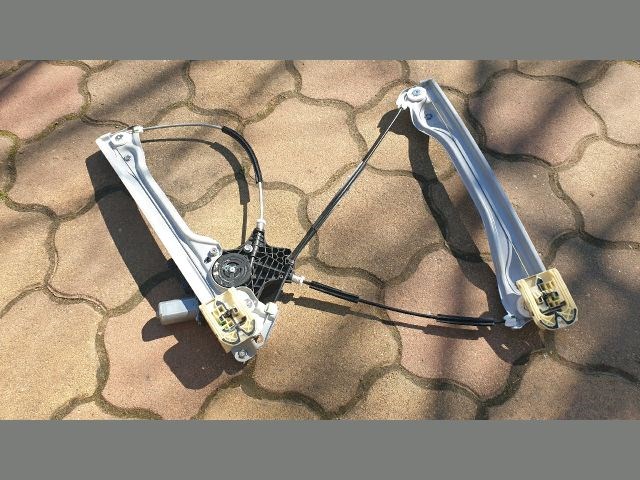 Opel Insignia B Jobb első ablakemelő  39133554 1. kép