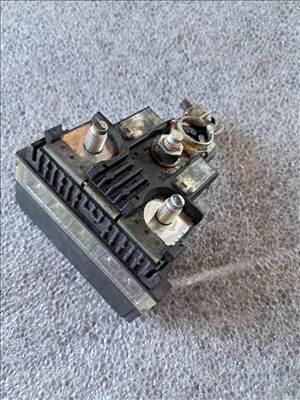 Nissan Juke I pozitív kábel, saru elektronikával