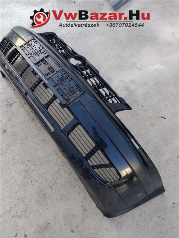 Első lökhárító VW PASSAT B5 3b0807231 fekete 3B0807231-. 2. kép