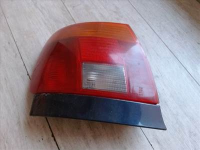AUDI A4 94-98 Bal hátsó lámpa