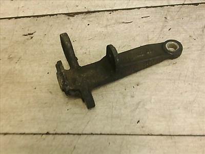 BMW E30 81-94 Generátor tartó bak