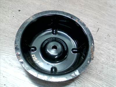 BMW E36 89-00 Pótkerék rögzítő