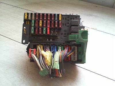 FIAT Palio 1997.01.01-2001.12.31 Biztosítéktábla BCM BSI BSM SAM GEM modul 
