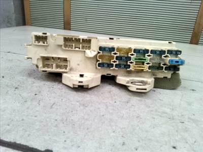 MAZDA XEDOS 6 92- Biztosítéktábla BCM BSI BSM SAM GEM modul Utastér