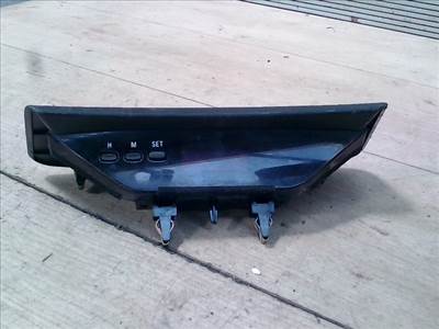 MITSUBISHI GALANT Multifunkciós központi kijelző