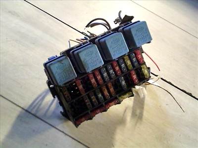 NISSAN VANETTE CARGO Biztosítéktábla BCM BSI BSM SAM GEM modul 