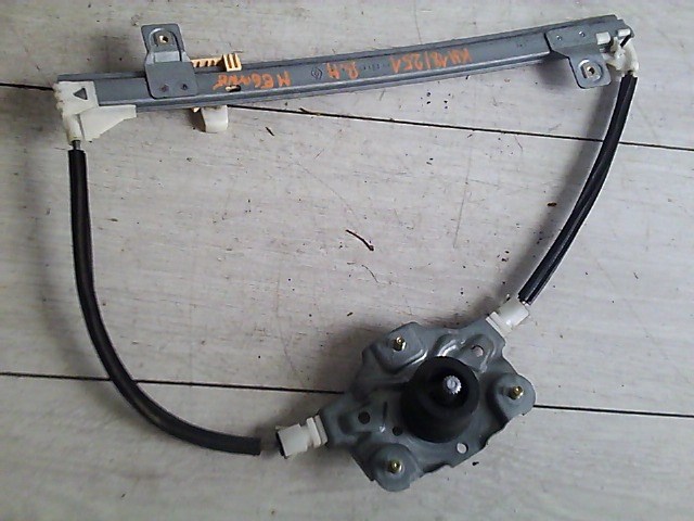 RENAULT MEGANE SCENIC 97-99 Bal hátsó ablakemelő szerkezet mechanikus 1. kép