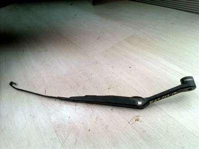 SUZUKI SWIFT 96-05 Ablaktörlő kar bal első