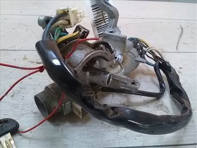 SUZUKI SWIFT 96-05 Gyújtáskapcsoló