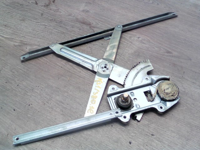 SUZUKI SWIFT 96-05 Jobb első ablakemelő szerkezet mechanikus 1. kép