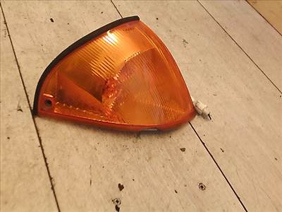 SUZUKI SWIFT 96-05 Jobb első irányjelző