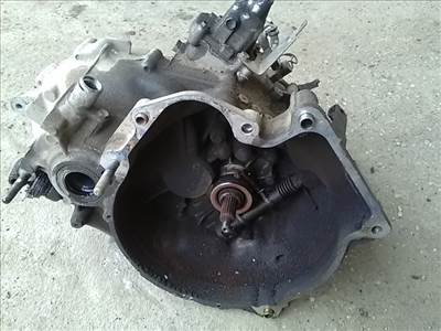 SUZUKI SWIFT 96-05 Sebességváltó. benzines manuális