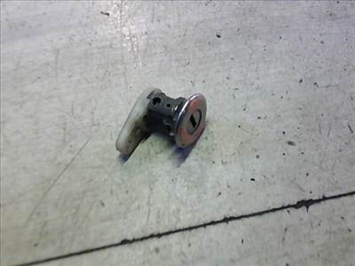 DACIA LOGAN 04.11-08.06 Bal első ajtó dugózár