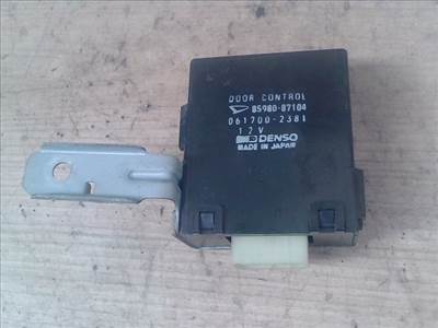 DAIHATSU APPLAUSE Relé