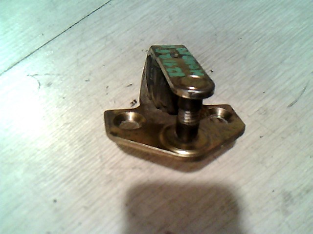 FORD MONDEO 01-07 Zárütköző 1. kép